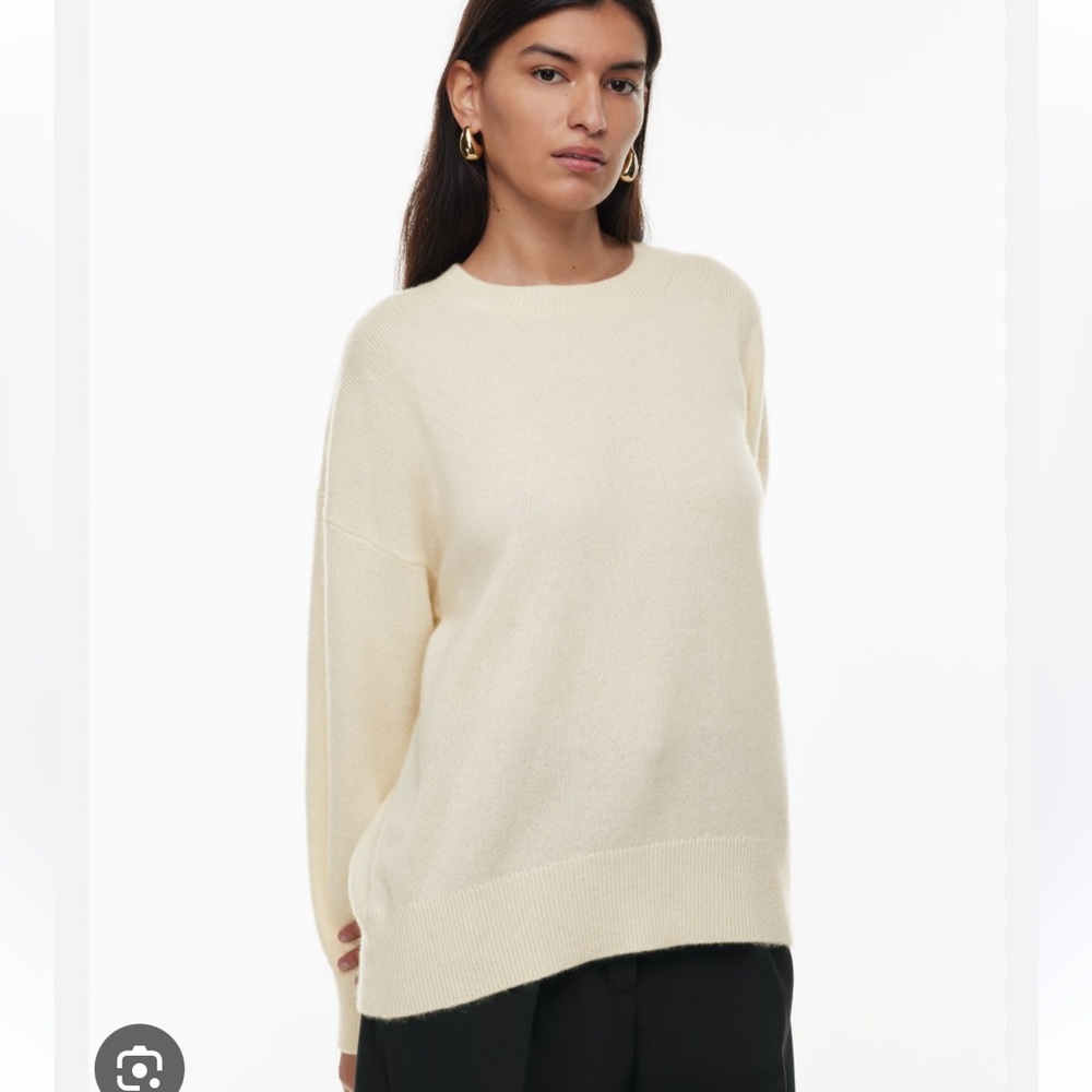Aritzia Babaton Luxe Cashmere Toba Sweater